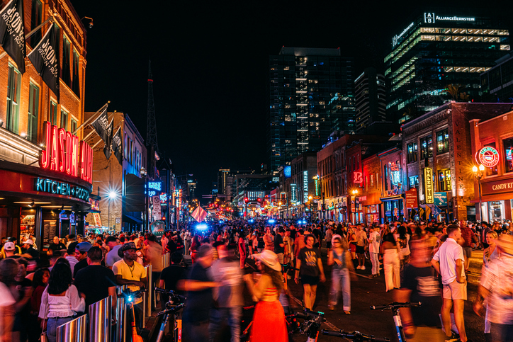 Downtwon Nashville at Nigh with City Lights: Perfect Place for Summer and Spring Fun